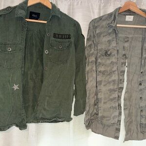 Lot of 2 women’s Green Military-Style Button Front shirts Rails and Harper